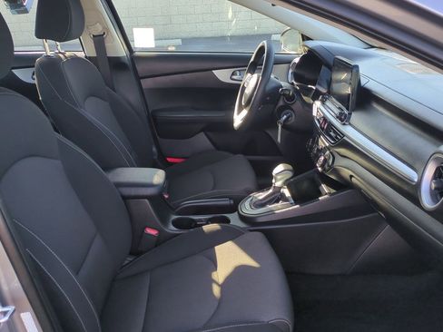 Certified 2024 Kia Forte LXS w/ LXS Technology Package image 24