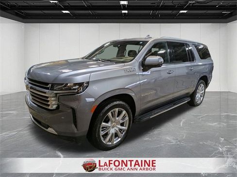 Certified 2022 Chevrolet Suburban High Country image 1
