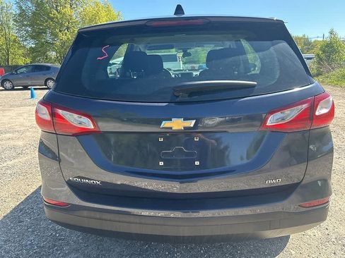 Used 2019 Chevrolet Equinox LS w/ LPO, Floor Liner Package AWD/4WD image 5