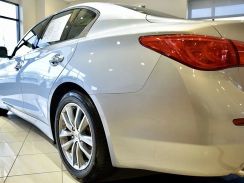 Used 2017 INFINITI Q50 3.0t Premium w/ 3.0T Premium Plus Package AWD/4WD image 9
