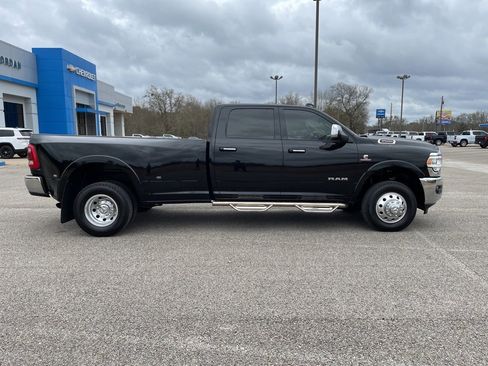 Used 2022 RAM 3500 Laramie image 6