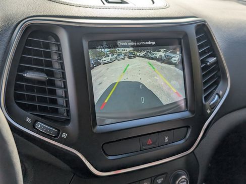 Used 2022 Jeep Cherokee Latitude Lux image 19