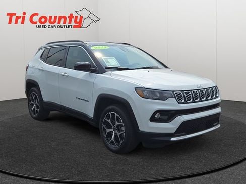 Used 2025 Jeep Compass Limited AWD/4WD image 1