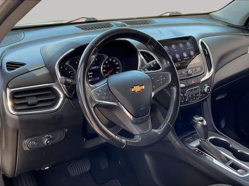 Used 2019 Chevrolet Equinox LT FWD image 16