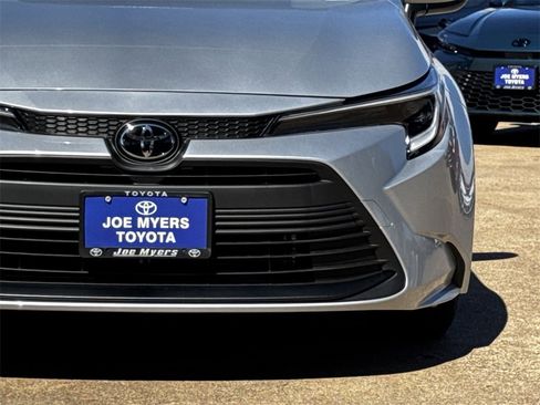 New 2026 Toyota Corolla LE image 4