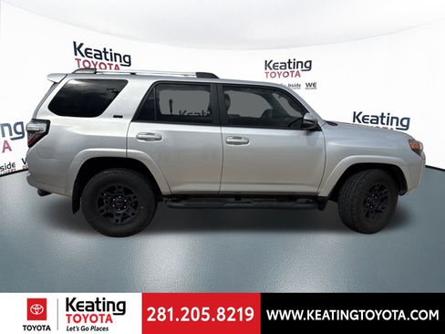 Used 2023 Toyota 4Runner SR5 Premium w/ Moonroof Package image 8