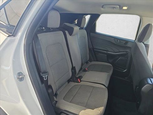 Certified 2022 Ford Escape SE image 12