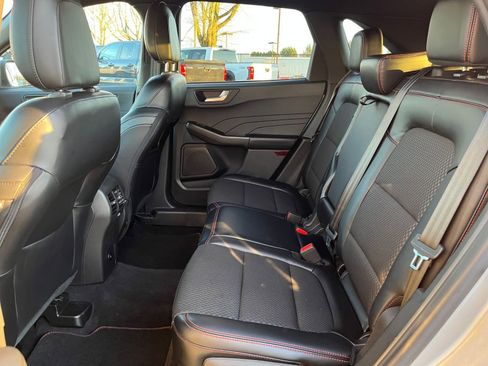 Used 2023 Ford Escape ST-Line image 27