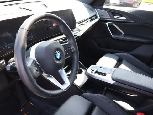 Used 2026 BMW X2 xDrive28i w/ Technology Package AWD/4WD image 12