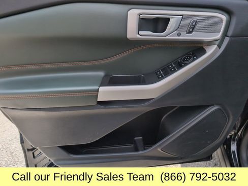 Used 2022 Ford Explorer Timberline w/ Timberline Technology Package AWD/4WD image 13