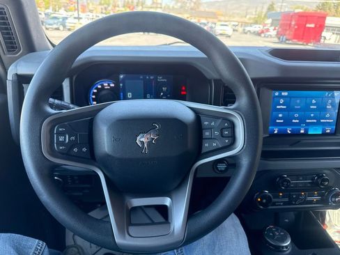 Used 2022 Ford Bronco 2-Door AWD/4WD image 15