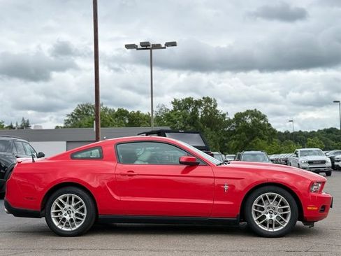 Used 2012 Ford Mustang Premium RWD image 30