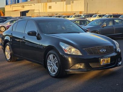Used 2010 INFINITI G37 x w/ Premium Pkg