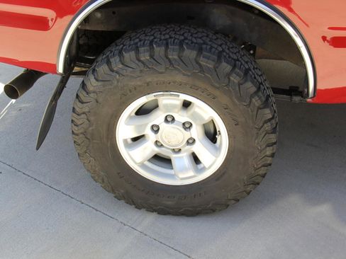 Used 2000 Toyota Tacoma 4x4 Regular Cab image 21
