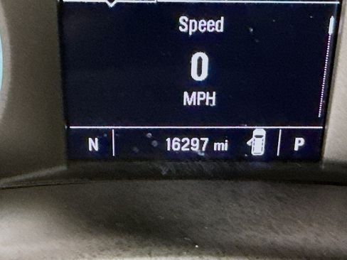 Used 2024 Chevrolet Equinox LS w/ Midnight Edition FWD image 16