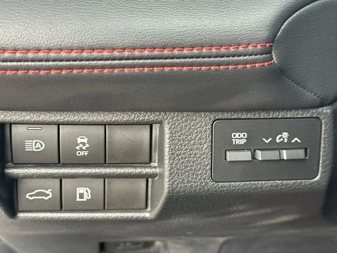 Used 2020 Toyota Avalon TRD image 32