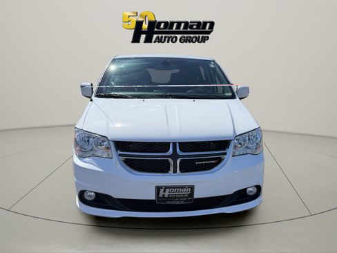 Used 2020 Dodge Grand Caravan SXT FWD image 8