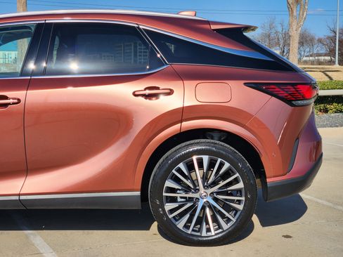 Certified 2025 Lexus RX 350 Premium Plus image 10