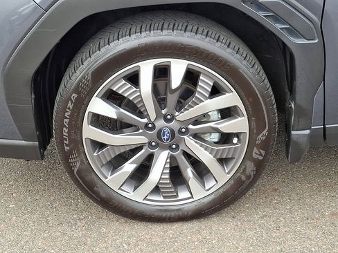 Used 2025 Subaru Forester Touring AWD/4WD image 8