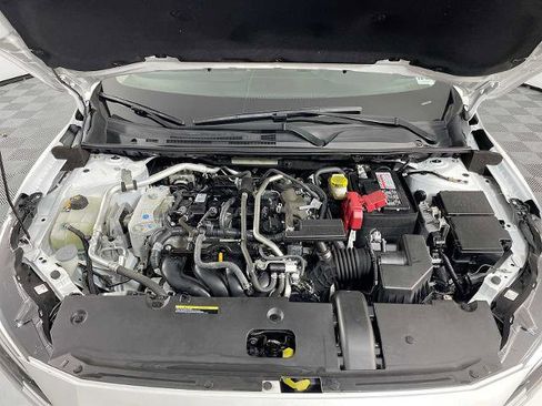 Certified 2022 Nissan Sentra SR w/ Midnight Edition image 26