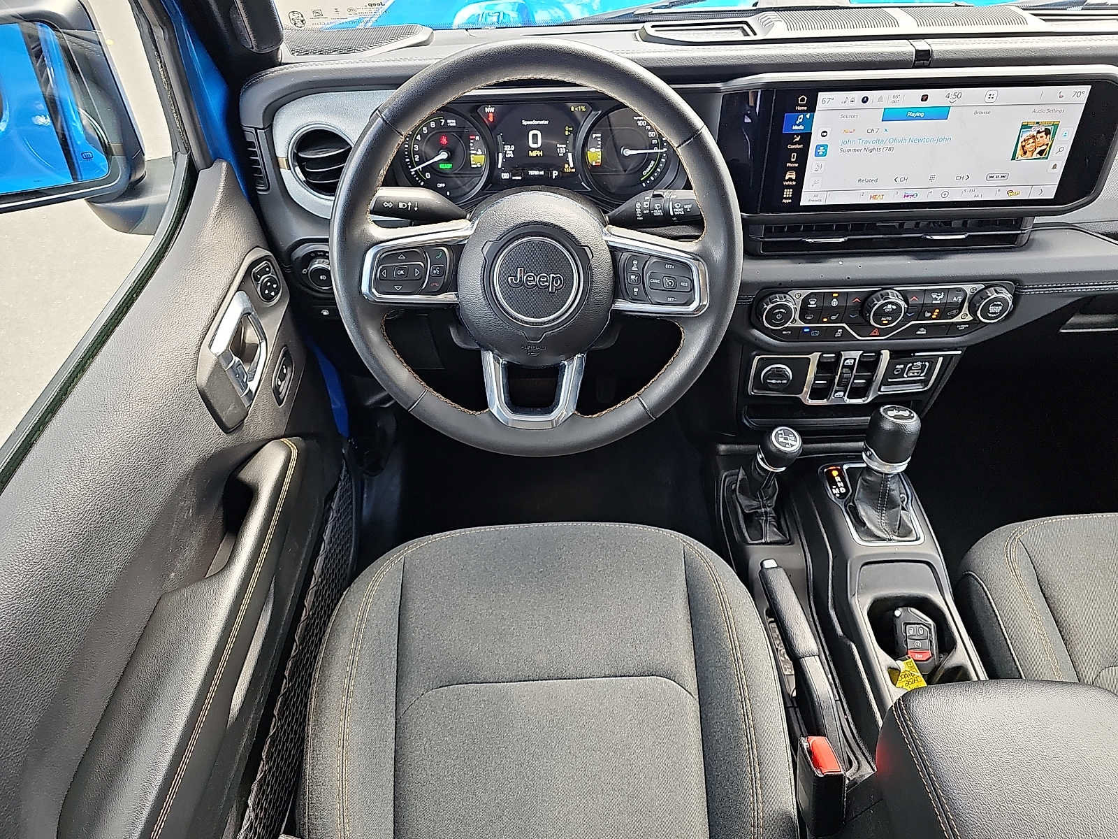 Used 2024 Jeep Wrangler Unlimited Sahara AWD/4WD image 12