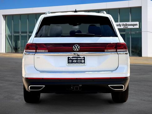 New 2026 Volkswagen Atlas SE FWD image 7