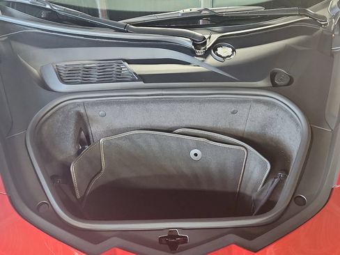Used 2022 Chevrolet Corvette Stingray Preferred Conv w/ Z51 Performance Package RWD image 28