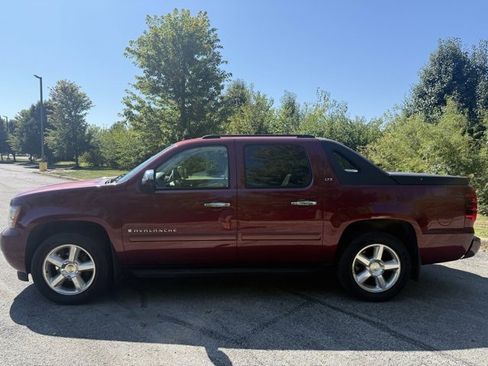 Used 2008 Chevrolet Avalanche LTZ w/ LTZ Preferred Equipment Group image 8