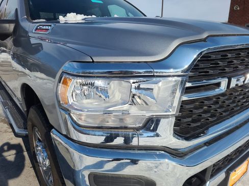 Used 2024 RAM 2500 Tradesman w/ Safety Group image 28