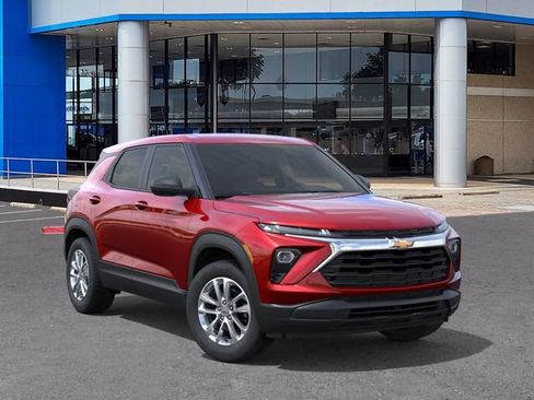 New 2026 Chevrolet TrailBlazer LS w/ LS Convenience Package FWD image 7