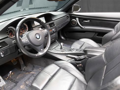Used 2013 BMW M3 Convertible image 54