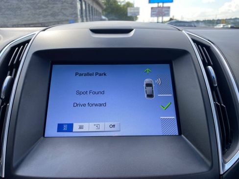 Used 2016 Ford Edge Sport w/ Equipment Group 401A AWD/4WD image 35