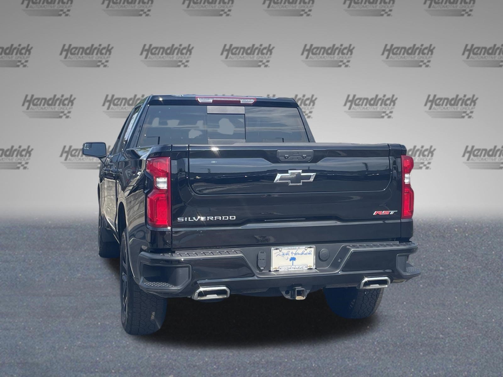 Used 2025 Chevrolet Silverado 1500 RST AWD/4WD image 10