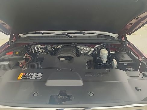 Used 2018 GMC Yukon SLT w/ Open Road Package image 24