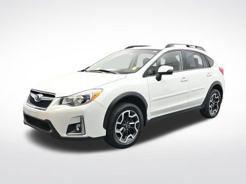 Used 2017 Subaru Crosstrek 2.0i Limited w/ Popular Package #2 AWD/4WD image 3
