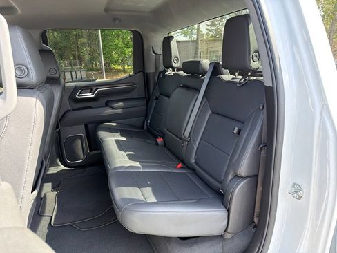 Used 2025 GMC Sierra 1500 SLT RWD image 24
