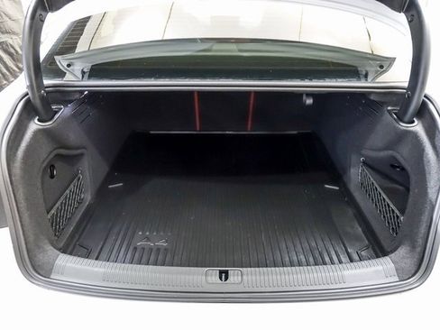 Used 2022 Audi S4 Premium Plus image 31