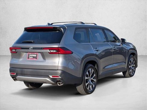 Certified 2025 Toyota Grand Highlander AWD Hybrid image 5