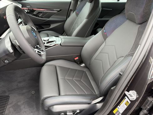 New 2027 BMW i5 eDrive40 w/ M Sport Package RWD image 15