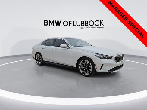 Certified 2025 BMW 530i xDrive image 2