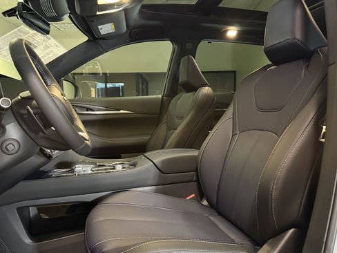 New 2026 INFINITI QX60 Sport image 12
