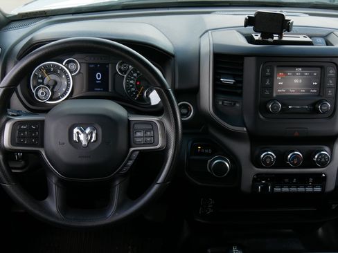 Used 2021 RAM 2500 Tradesman w/ Chrome Appearance Group AWD/4WD image 16
