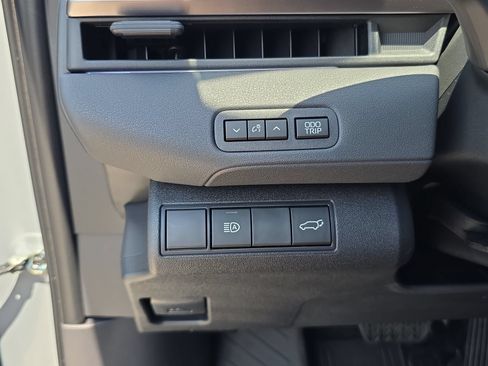 New 2026 Toyota C-HR AWD/4WD image 22