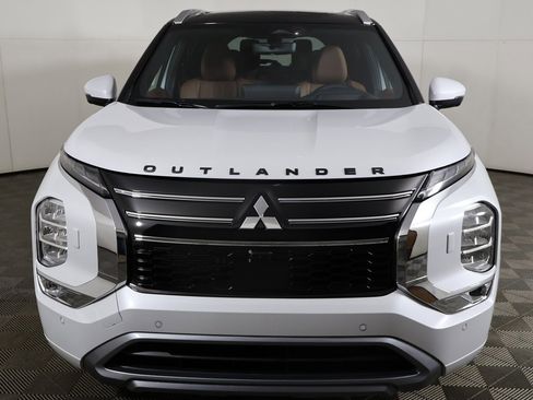 New 2026 Mitsubishi Outlander SEL image 16