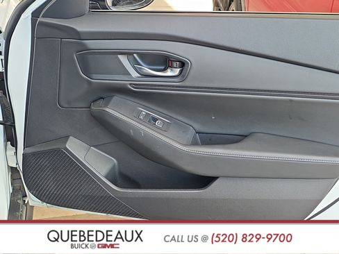 Used 2025 Honda Accord Sport image 27