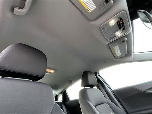 Used 2024 Chevrolet Malibu LT image 13