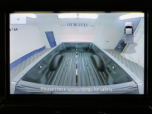 Used 2021 Ford F250 Lariat w/ Tremor Off-Road Package image 16