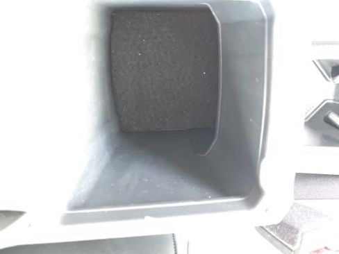 Used 2024 Volkswagen Tiguan SE image 22