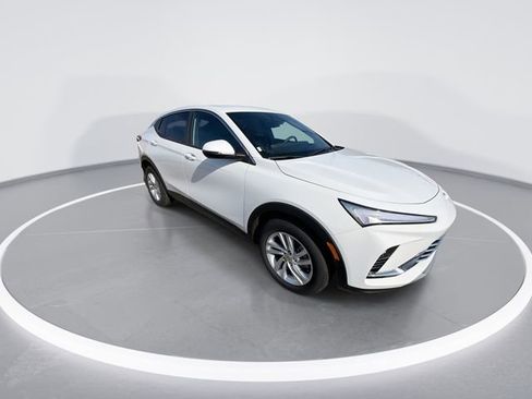 New 2026 Buick Envista Preferred image 2