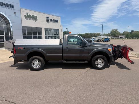 Used 2016 Ford F350 XL AWD/4WD image 2